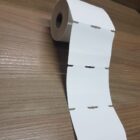 ETIQUETA 50X75/2 TAG/ADESIVA/SERRILHA/C.TARJA/F.CIMA/ARRED /SERRILHADA-32MTS