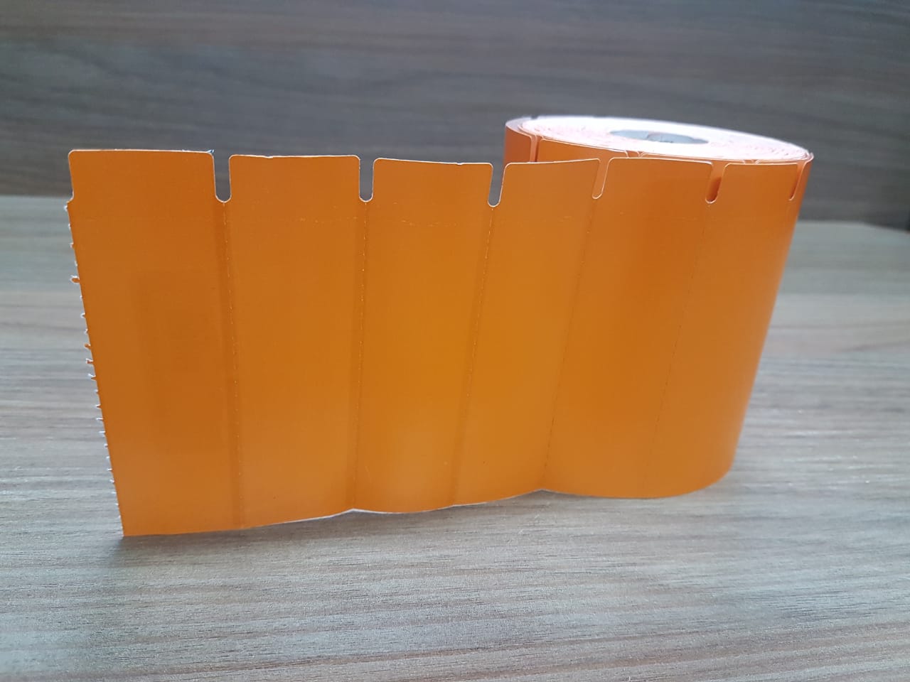 ETIQUETA 100X30/1 GONDOLA NAO ADES/LARANJA/COM TARJA-32MTS