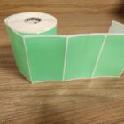 ETIQUETA 100X60/1 COUCHE ADESIVA/SERRILHADA/VERDE-32MTS
