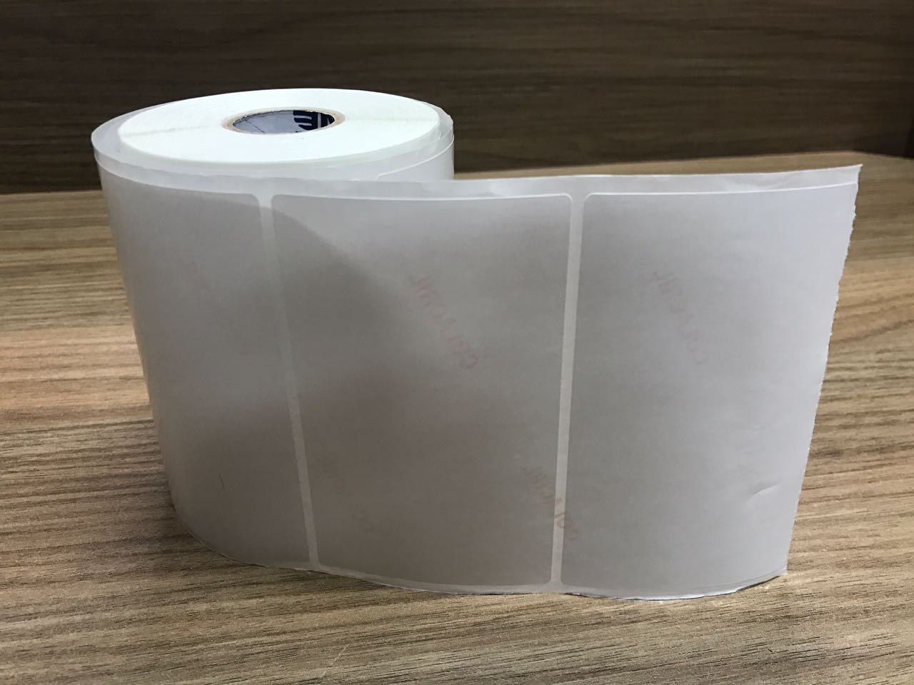 ETIQUETA 100X60/1 COUCHE ADESIVO/COLA REMOVÍVEL ADC710 - 32MTS