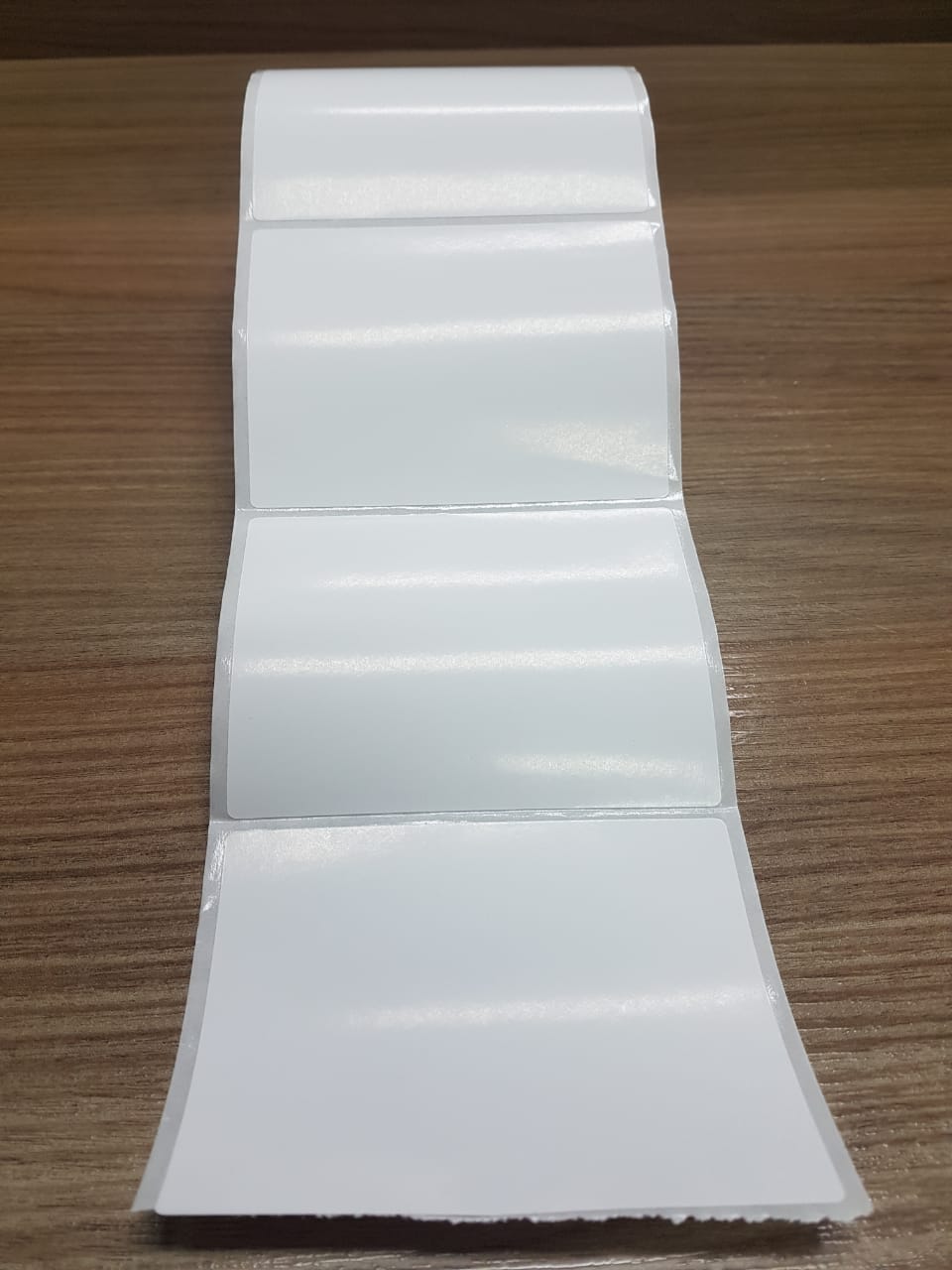 ETIQUETA 102X76 / 1 COUCHE ADESIVA/BRANCA-32MTS