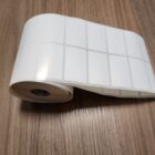 ETIQUETA 50X30/2 BOPP PEROLADO/ADESIVA-33MTS