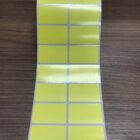 ETIQUETA 50X30/2 COUCHE ADES/AMARELA/RS50-33MTS