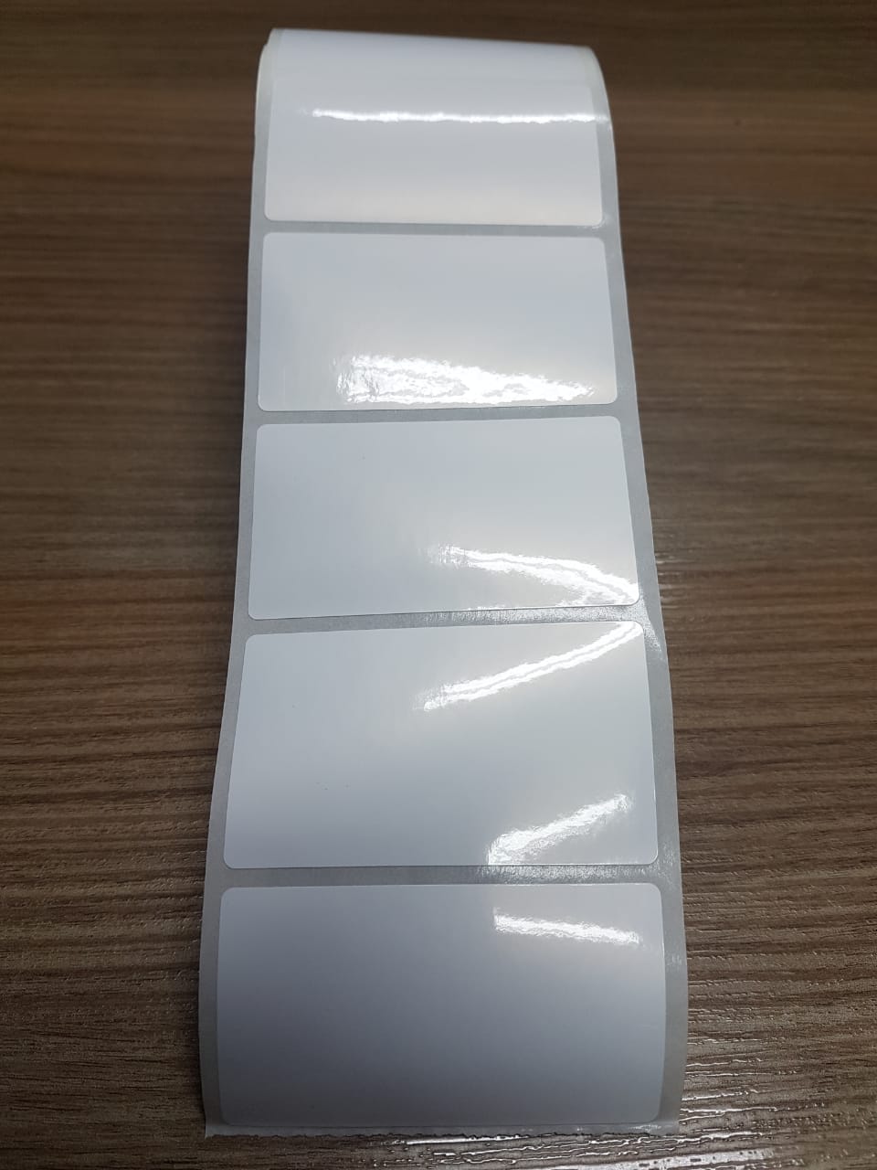 ETIQUETA 70X40/1 BOPP PEROLADO-32MTS