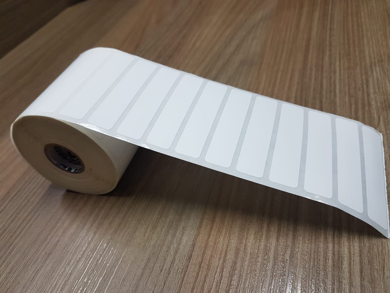 ETIQUETA 75X15/1 COUCHE ADESIVO/BRANCO-32MTS