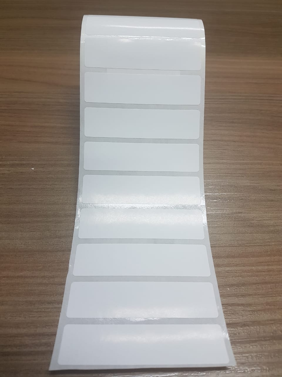 ETIQUETA 80X20/1 COUCHE ADESIVO-32MTS