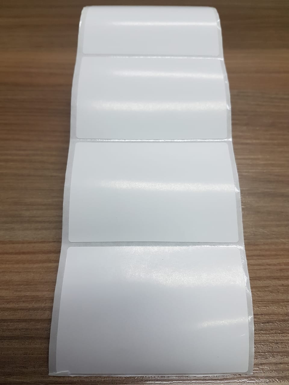 ETIQUETA 90X60/1 COUCHE ADESIVA-32MTS