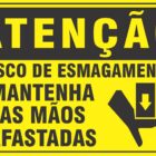 ETIQUETA 100X150/1 BOPP PEROLADO LAMINADO BRILHO ATENÇÃO RISCO DE ESMAGAMENTO 76,5MTS